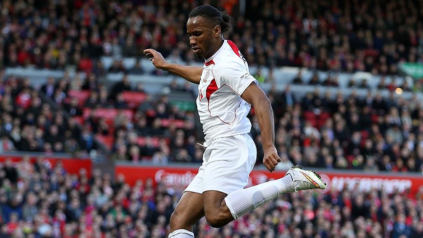 Drogba'dan futbola 'devam' kararı