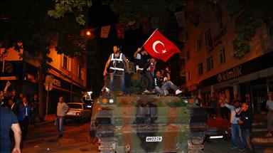 Coup attempt photo exhibit opens in London