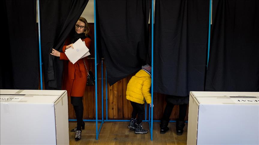 Парламентарни избори во Романија, првите неофицијални резултати по полноќ