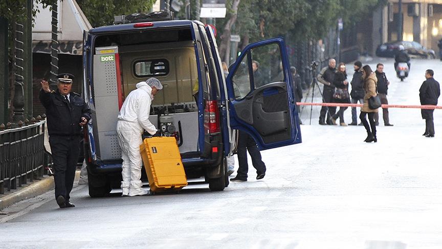 Atina'da Çalışma Bakanlığında bomba paniği