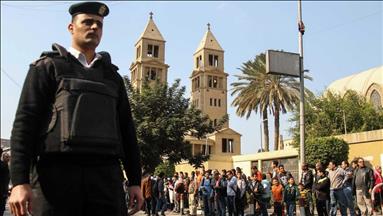 والدة المتهم بتفجير الكنيسة بمصر تنفي مسؤوليته.. ومصدر أمني: مصدومة 