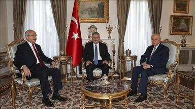 Turkish PM to meet opposition leaders Wednesday