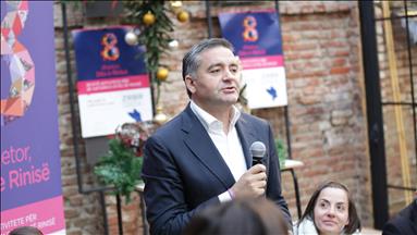 Ministri Klosi takim me sipërmarrësit e rinj