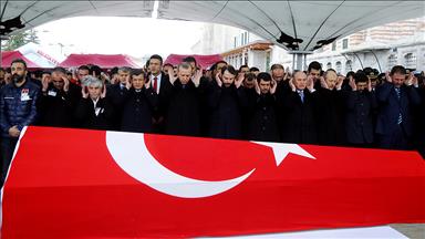 Erdoğan İstanbul'da şehit cenazesine katıldı