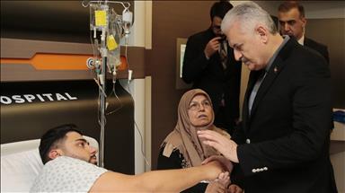 يلدريم يزور جرحى هجوم النادي الليلي بإسطنبول