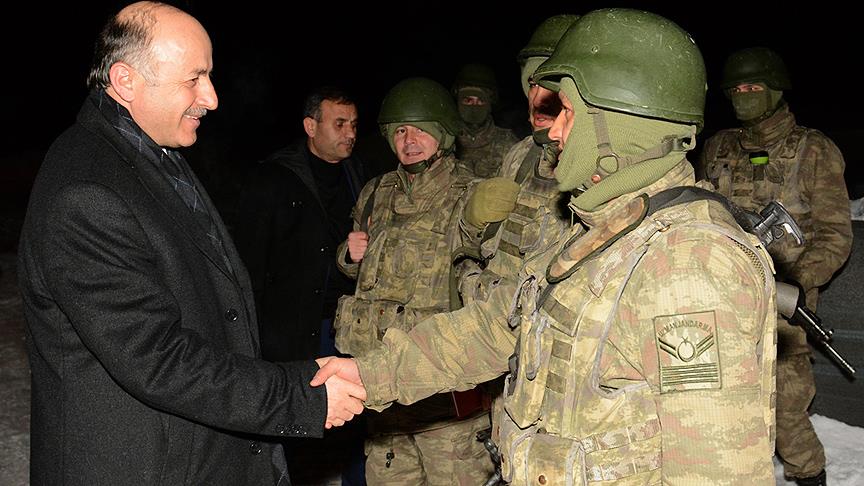 Sıfırın altında 25 derecede vatan nöbeti