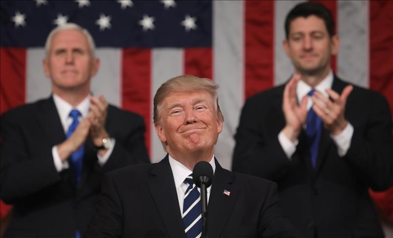 صحف أمريكية: صهر ترامب واثنان من مستشاريه التقوا السفير الروسي