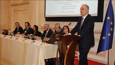 Prishtinë, mbahet konferenca "Politika e rrjeteve trans-evropiane”