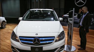 Mercedes povlači 354.000 vozila