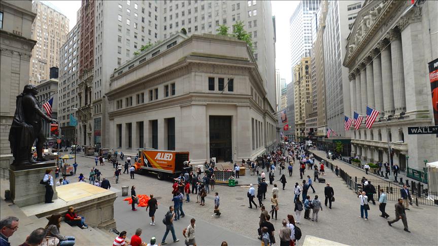 US stock market opens mixed