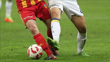 Fenerbahçe yarı finale yükselmek için sahada