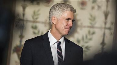 Trump'ın Yüksek Mahkeme adayı Gorsuch'a komiteden onay