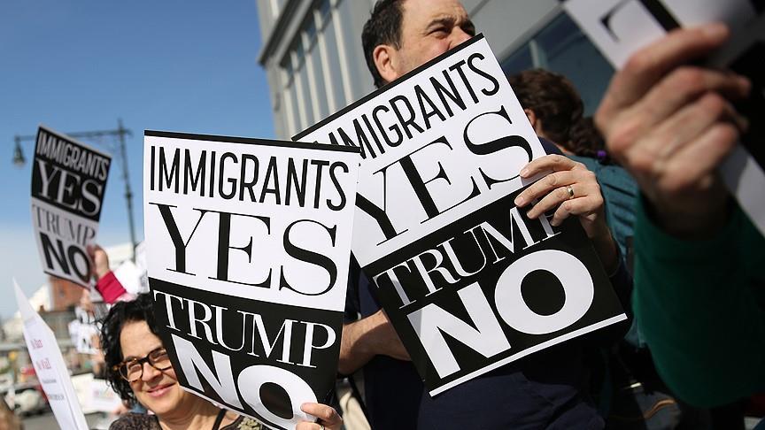 Жители Нью-Йорка встречают Трампа протестами 