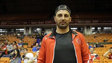 30'unda gelen ilk Avrupa şampiyonluğu