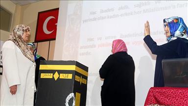 Hacı adayları okullu oldu