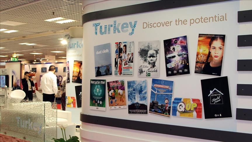 Terbius kisah cinta dari Bosphorus