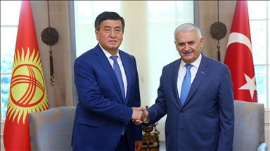 يلدريم يستقبل نظيره القرغيزي في أنقرة