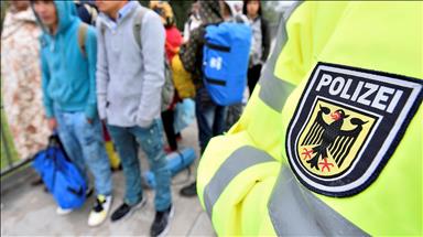 Germany to send back refugees to Greece