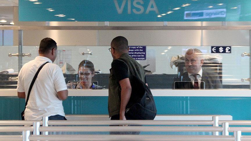 تعليق التأشيرات بين البلدين يمنع أمريكيين من دخول تركيا 