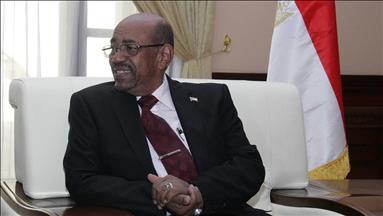 البشير يشكر بن زايد وبن سلمان على جهودهما في رفع العقوبات الأمريكية