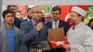 Diyanet İşleri Başkanı Erbaş, şehit babası Taşdemir'i ziyaret etti