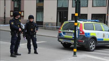 Шведска: 16 десничари уапсени за време на нелегалните демонстрации