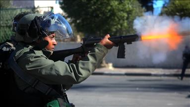 Israel army shoots, wounds Palestinian child in W. Bank