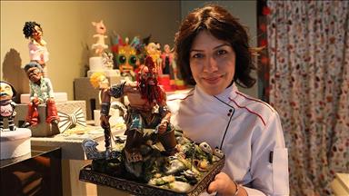 Pastayla ilginç karakterlere hayat veriyor