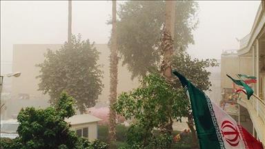 أبعاد وأسباب المظاهرات الشعبية في إيران