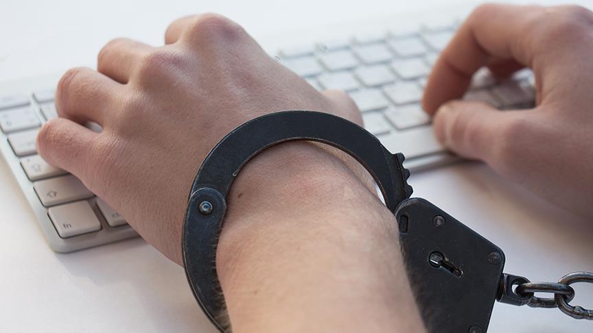 Turkey: 4 arrested for alleged terror promotion online