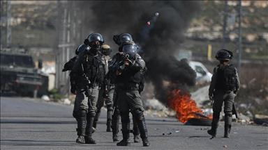 Israel breaks up Friday demonstrations, injuring dozens