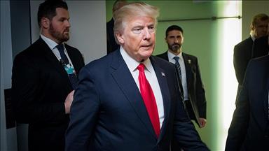 US: Controversial memo released over FBI protests