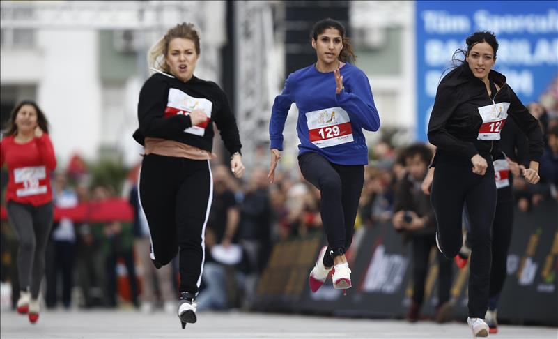 Меѓународна трка „Рунатолија“: Жени и девојки трчаа на штикли