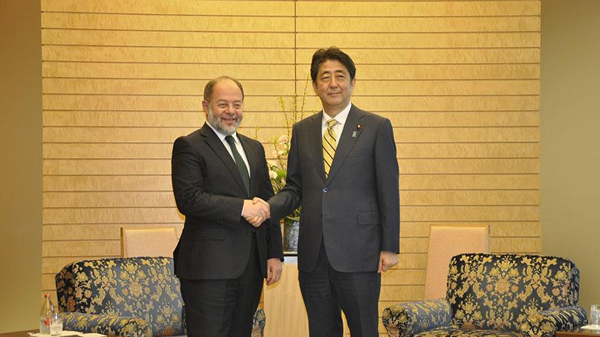 Başbakan Yardımcısı Akdağ, Japonya Başbakan Abe ile görüştü