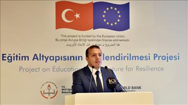 تركيا.. إنشاء 215 مدرسة لصالح أطفال اللاجئين السوريين