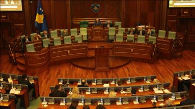 Kosovë, vazhdon seanca kuvendore mbi deportimin e 6 shtetasve turq