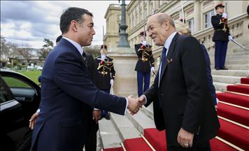 Димитров во Франција, средба со министерот Ле Дриан