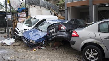 Ankara Valisi Topaca'dan zarar gören vatandaşlara çağrı