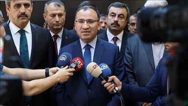 "Wê dîsa operasyonên bejayî û esmanî berdewam bikin"