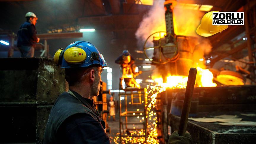 Geçimlerini 'ateşle oynayarak' sağlıyorlar 