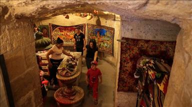 مغارة "قلعة أوغلو" التركية.. "مَقامُ بارد وشراب" 