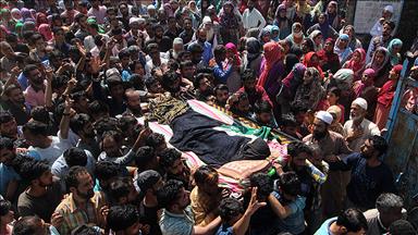 Keşmir'de askerler göstericilere ateş açtı: 3 sivil öldü