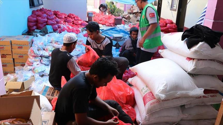 Индонезия благодарна Турции за помощь после землетрясения 