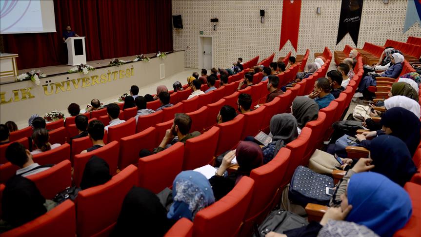 Savaşın çocukları üniversiteli oldu