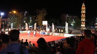 Êvarên Sêrtê bi basketbolê şên bûn