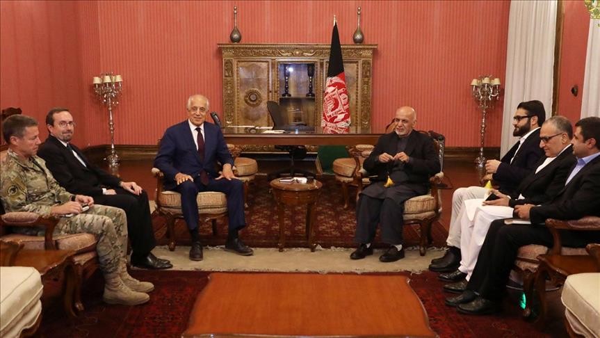 دیدار غنی با نماینده ویژه آمریکا در روند صلح افغانستان 