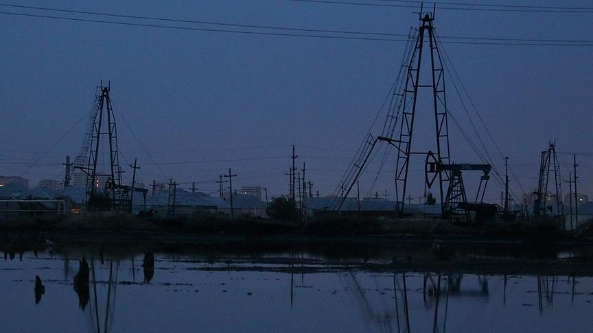 OPEC'in petrol üretimi kasımda azaldı