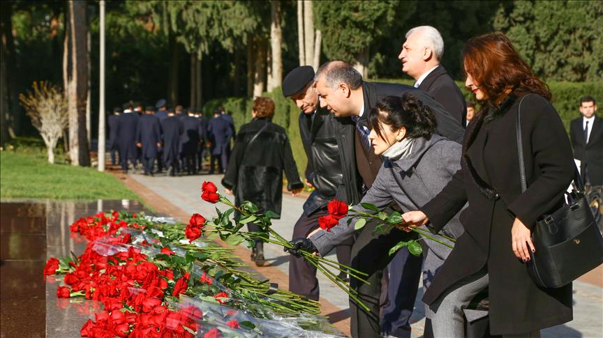 مراسم گرامیداشت سالگرد درگذشت حیدر علی‌اف در استانبول