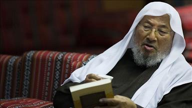Al-Qaradawi retiré de la liste des personnes recherchées par Interpol 