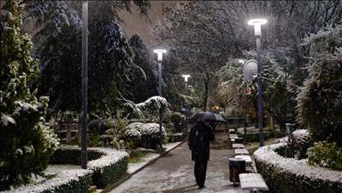 Ankara'da kar yağışı etkili oldu